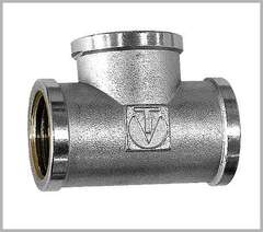 Тройник латунный 25 в-в-в