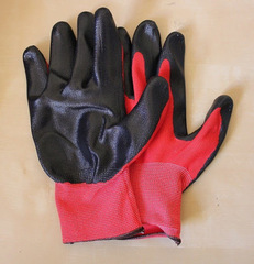 Перчатки облитые черно-красные/синие