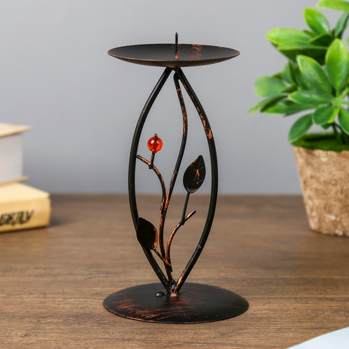 Подсвечник металл 1 свеча  "Веточка с красной ягодкой" чёрный 16.5х8.3х8.3см