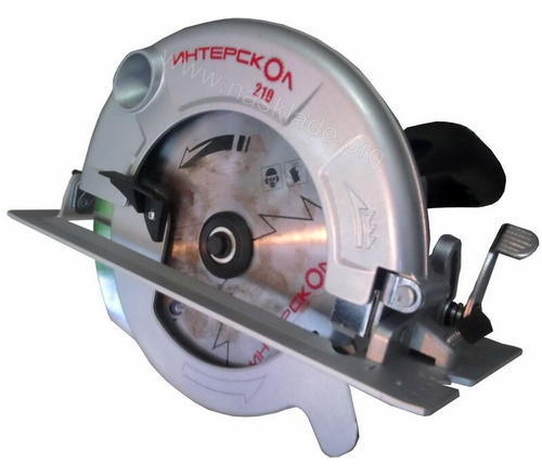Дисковая пила Интерскол ДП-210/1900М
