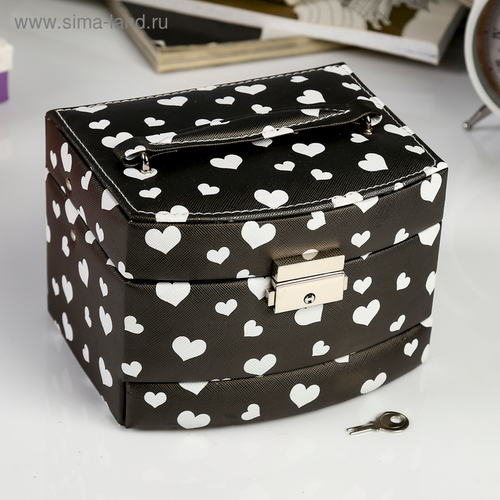 Шкатулка кожзам  "Сердечки на чёрном" 11х16х13 см